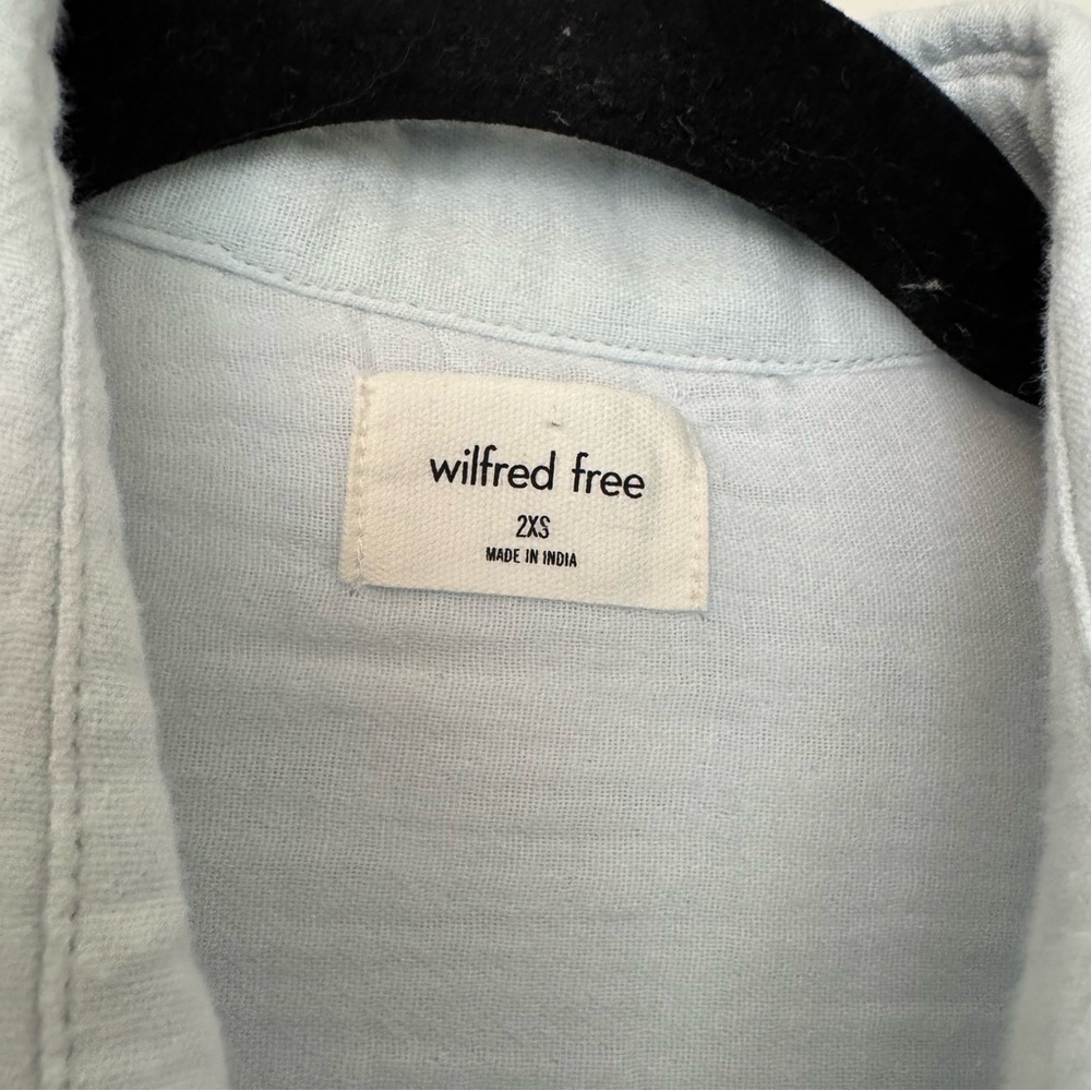 Wilfred Free Gauze Button Down Shirt & Shorts Set Light Blue - Picture 4 of 9